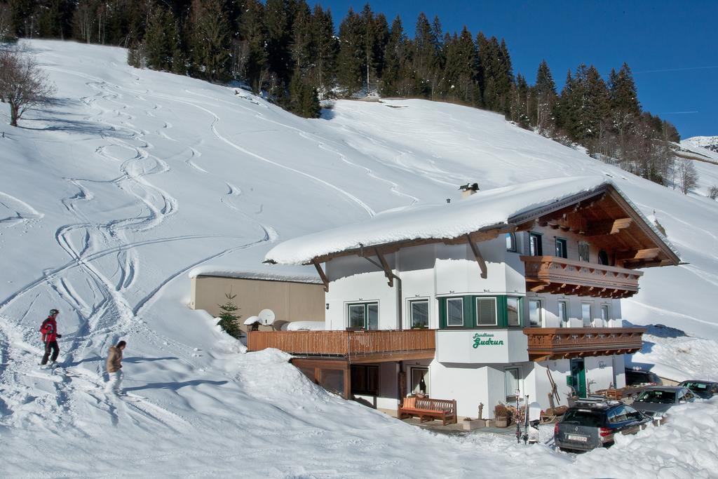 Landhaus Gudrun Tux Exterior photo